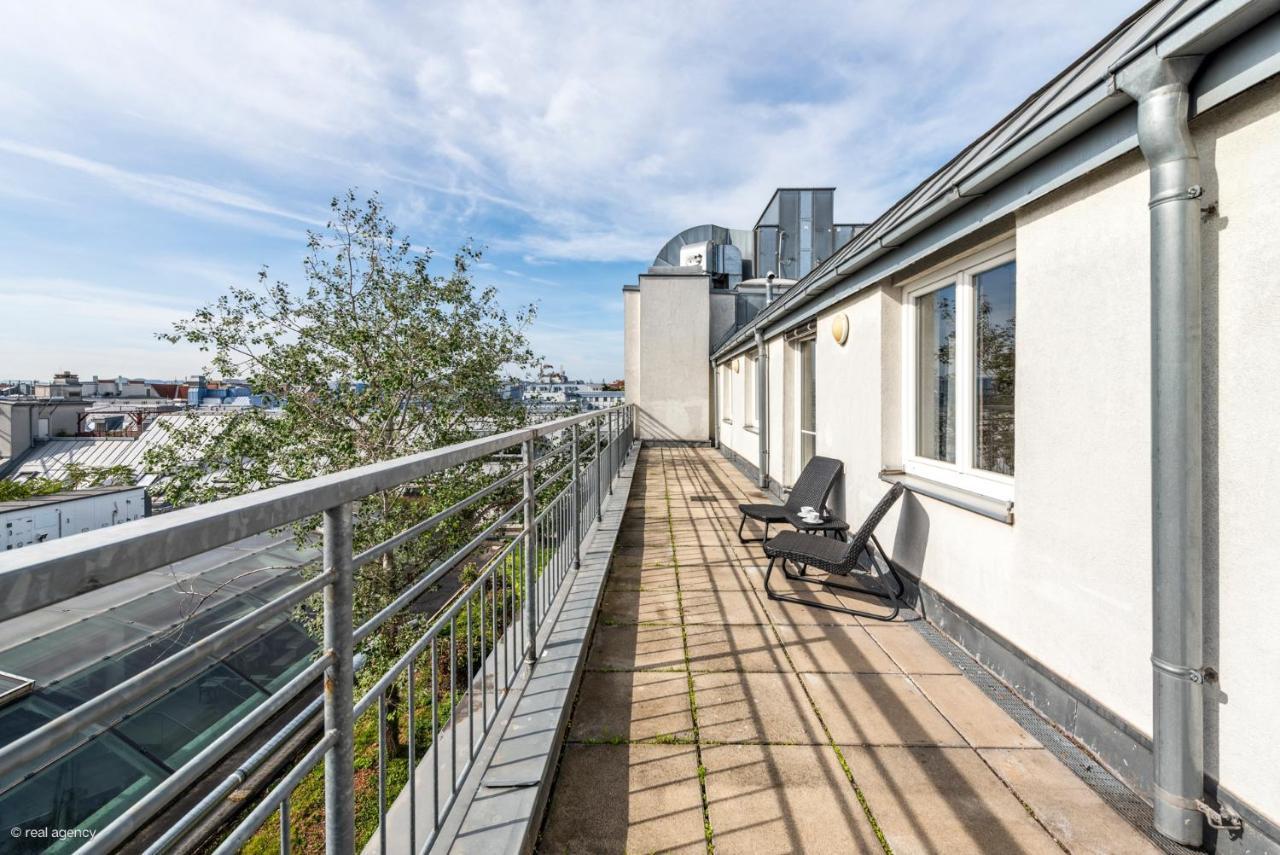 Bernhards Apartment Stadthalle - Klima & Terrasse Wenen Buitenkant foto
